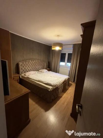 Apartament cu 3 camere decomandat în Cotroceni