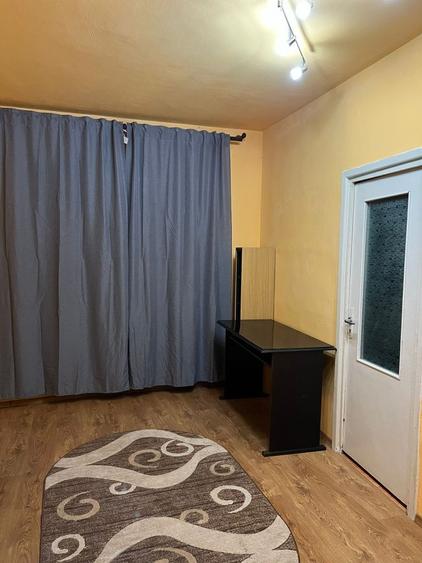 Garsonieră decomandată în Complex Studențesc