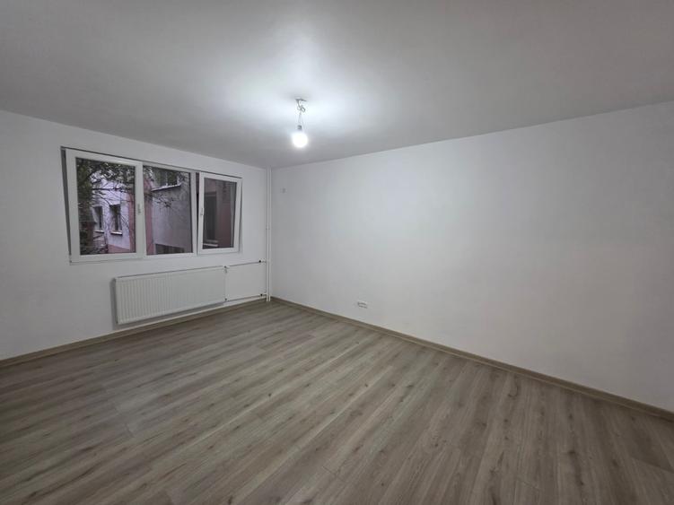 Apartament cu 3 camere decomandat în Nicolae Grigorescu
