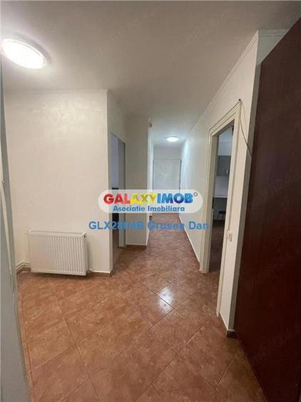 Apartament cu 4 camere decomandat, mobilat în Lujerului