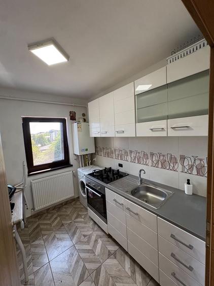 Apartament cu 2 camere decomandat în Rediu