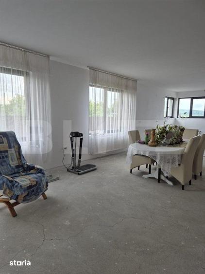 Casă cu 4 camere cu Teren 1399 Mp în Luna