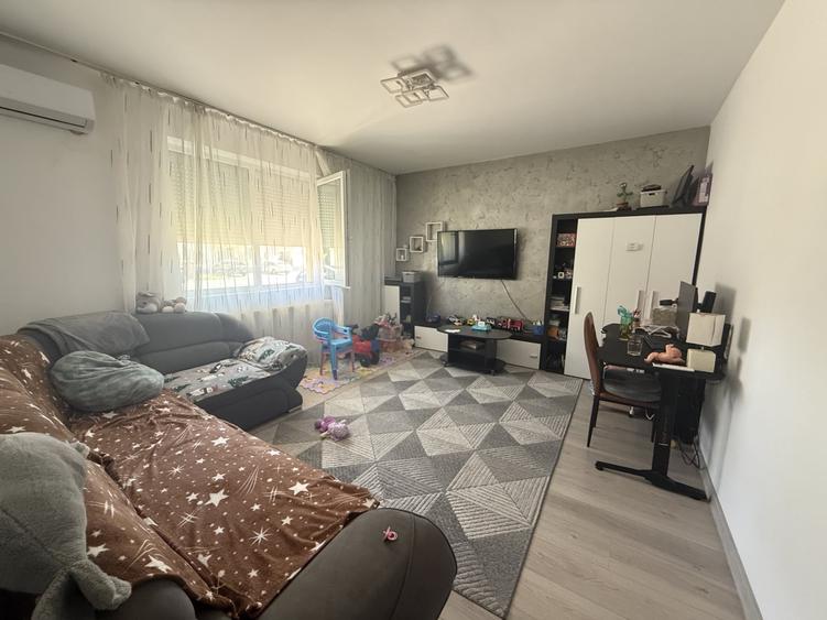 Apartament cu 2 camere decomandat, mobilat în Calea Urseni