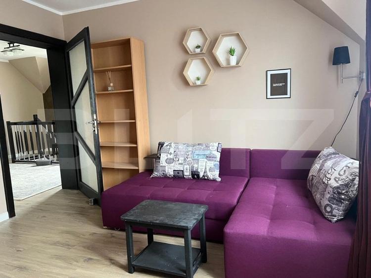 Casa individuala, cu 4 camere, 240 mp, 800 mp teren, zona Burdujeni - 2