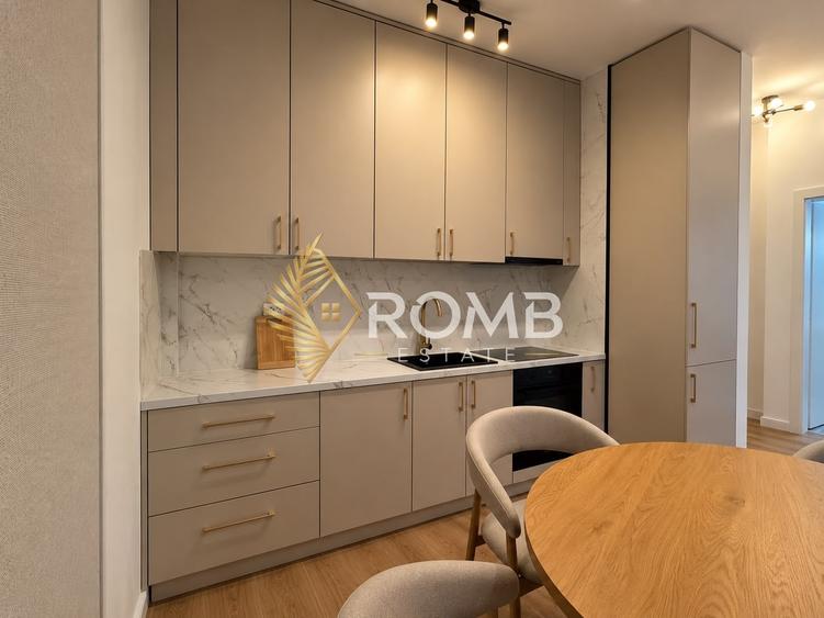 Apartament cu 2 camere semidecomandat, mobilat în Florești