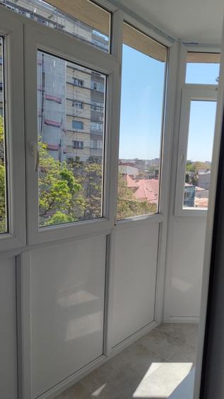 Apartament cu 4 camere semidecomandat în Ștefan cel Mare