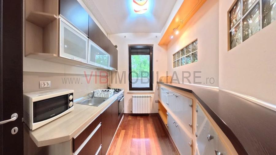 Apartament cu 2 camere semidecomandat în Băneasa