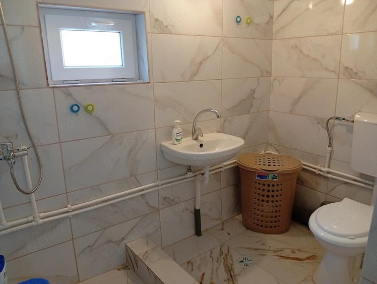 Casă cu 7 camere cu Teren 2300 Mp în Beștepe