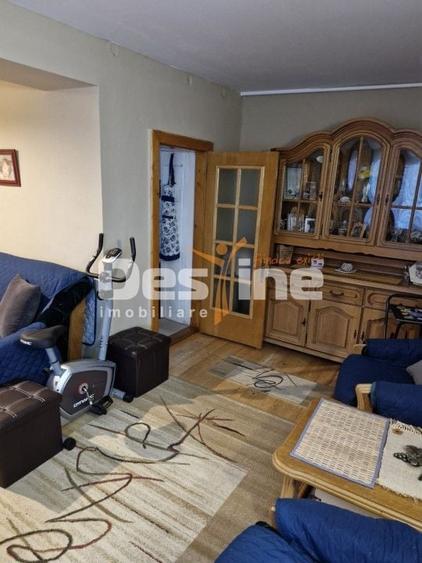 Casă individuală cu 2 camere cu Canalizare în Central