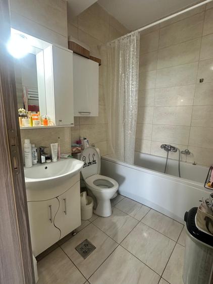 Apartament cu 2 camere decomandat, mobilat în Exterior Sud