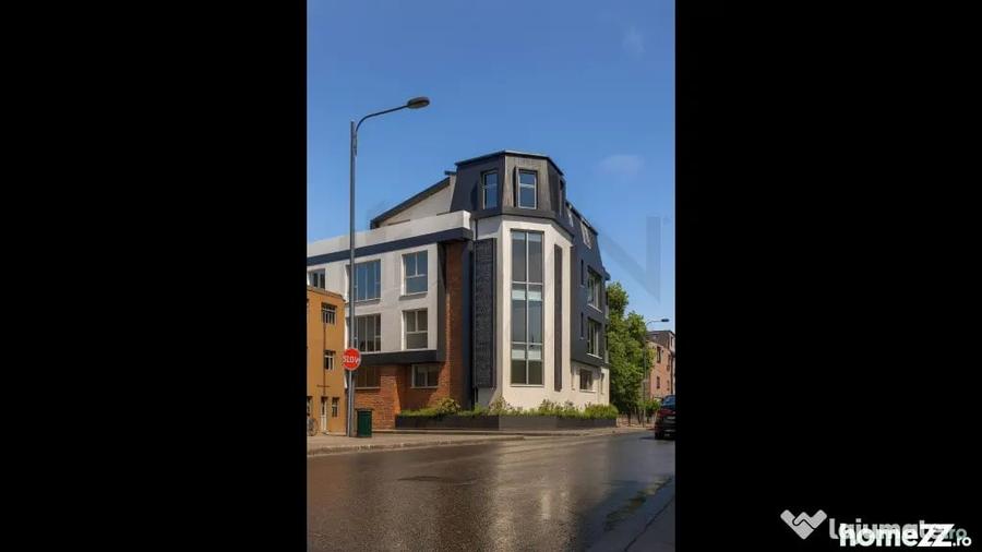 Apartament cu 3 camere decomandat în Tineretului