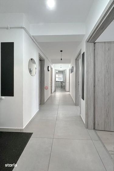 Apartament cu 3 camere în Tractorul
