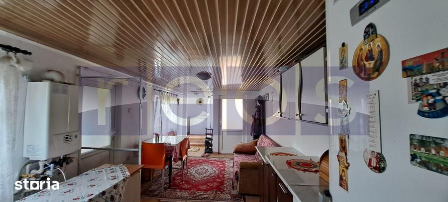Casă cu 5 camere cu Teren 1100 Mp în Central