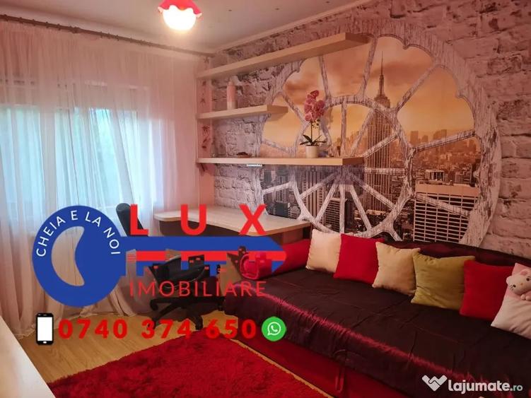 Apartament cu 3 camere decomandat în C5