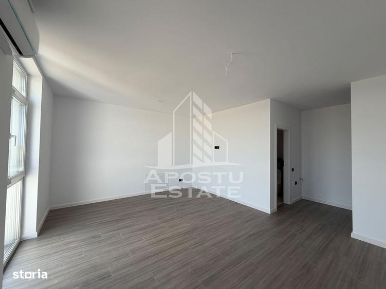 Apartament cu 2 camere decomandat în Torontalului