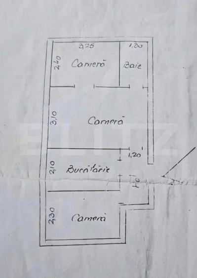 Apartament cu 3 camere semidecomandat în Filiași