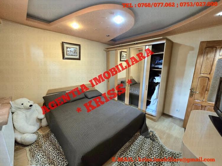 Apartament cu 3 camere decomandat în Exercițiu