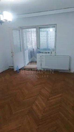 Apartament cu 2 camere decomandat în Astra