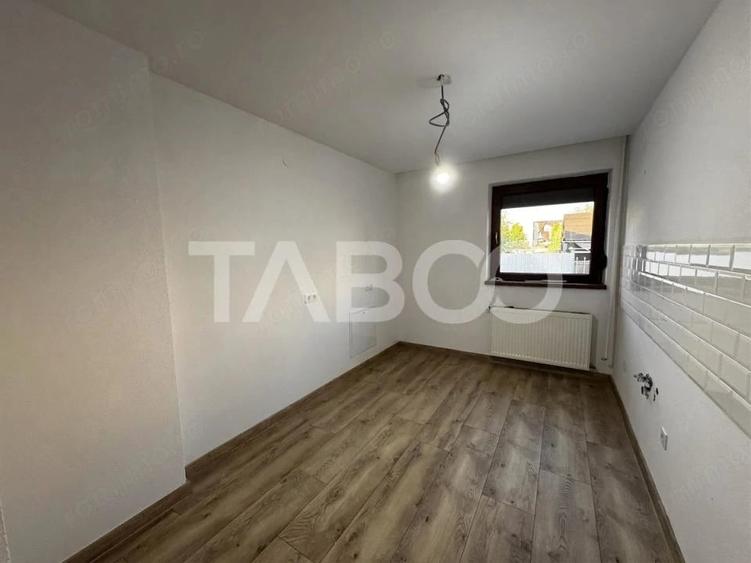 Casă cu 4 camere cu Teren 525 Mp în Central