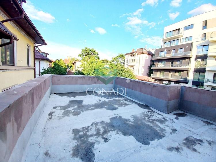Casă individuală cu 4 camere cu Canalizare în Dacia