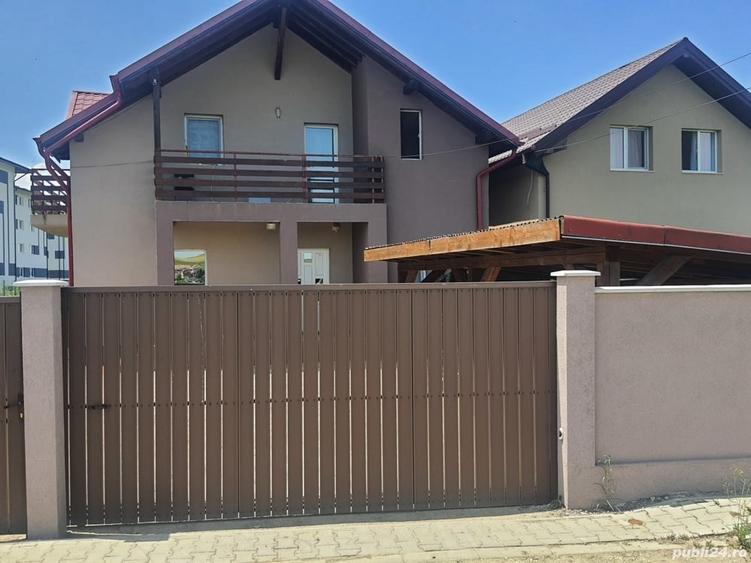 Casă cu 5 camere în Apahida
