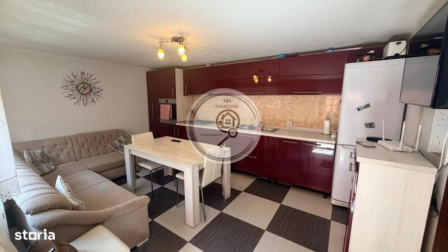 Casă cu 4 camere cu Teren 562 Mp în Hălchiu