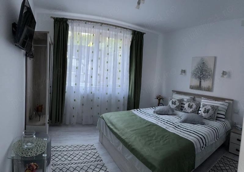 Casă cu 2 camere cu Teren 1640 Mp în Central