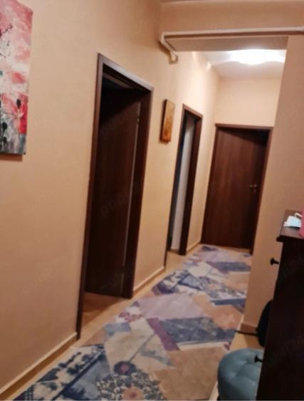Apartament cu 3 camere decomandat în Ghencea