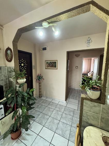 Apartament 4 camere, 80 mp, zona Central - 12