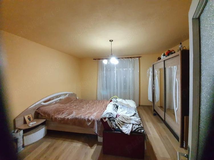 Casă cu 6 camere cu Teren 1000 Mp în Armeniș