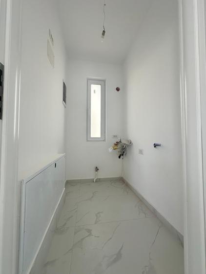 Casă individuală cu 4 camere cu Canalizare în Domnești