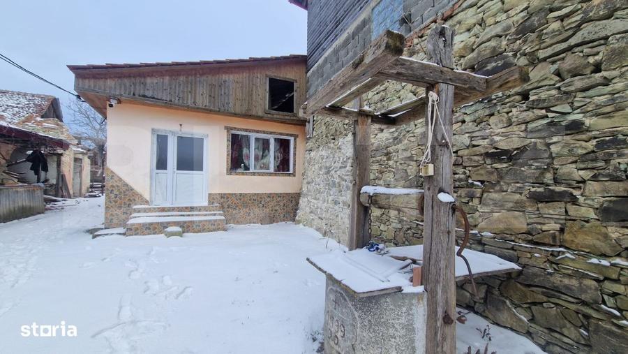 Casa parter teren 836 mp, 150 mp utili 2 corpuri , asfalt , langa Serc - 15