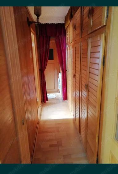 Apartament cu 3 camere semidecomandat în Milcov