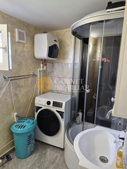 Casă individuală cu 4 camere cu Canalizare în Voinești