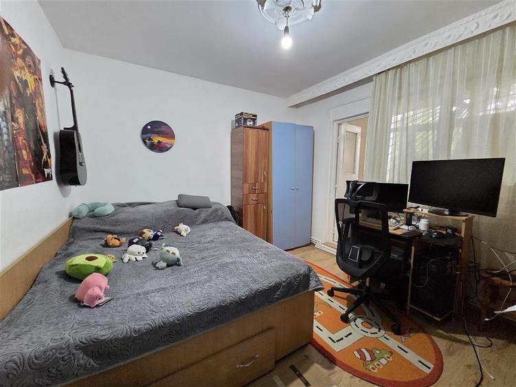 Apartament cu 2 camere semidecomandat în Tătărași
