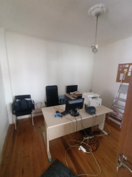 Duplex cu 3 camere cu Canalizare în Gruia