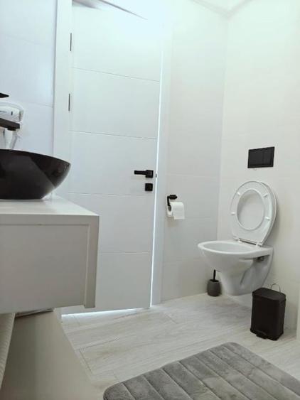 Apartament cu 2 camere decomandat, mobilat în Nord