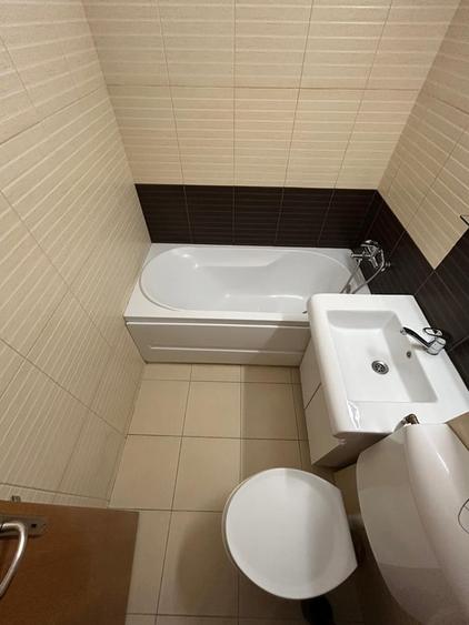 Garsonieră semidecomandată în Titan