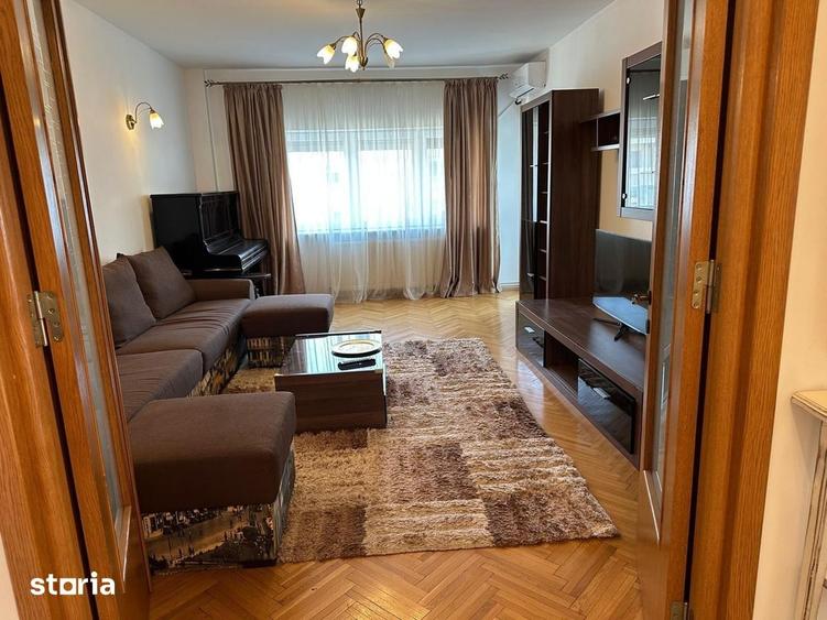 Apartament cu 3 camere decomandat, mobilat în Aviatorilor