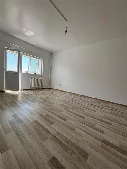 Apartament cu 2 camere decomandat în Mircea cel Bătrân