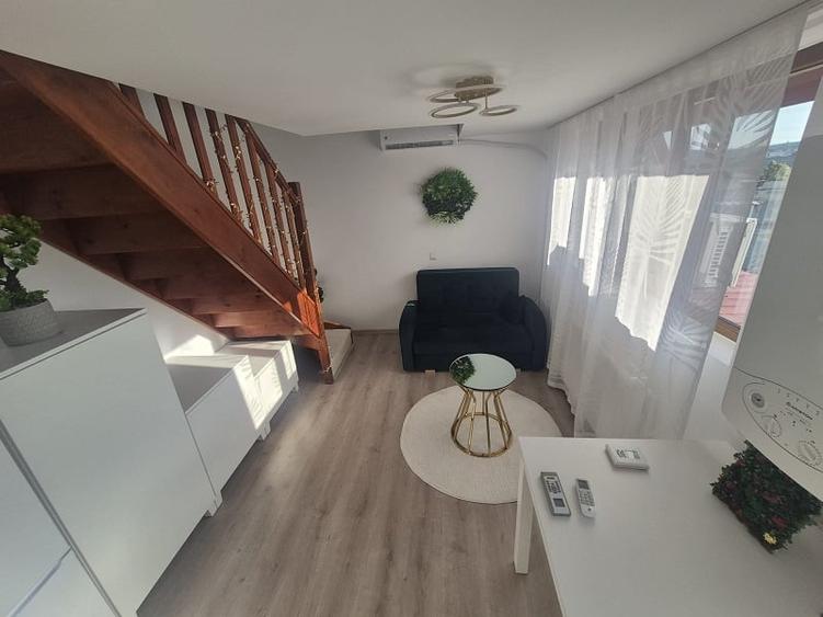 Apartament cu 3 camere decomandat în Metalurgie
