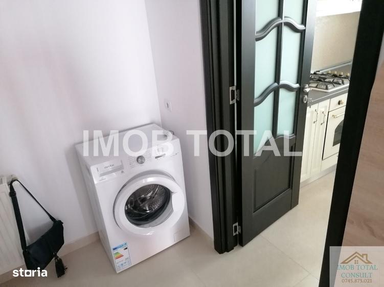 Apartament cu 2 camere decomandat în Prundu