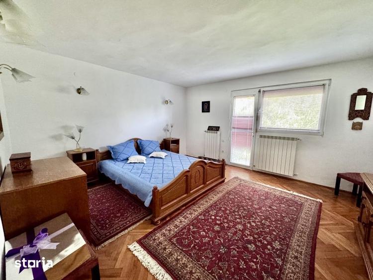Casă cu 7 camere cu Teren 1150 Mp în Gruiu