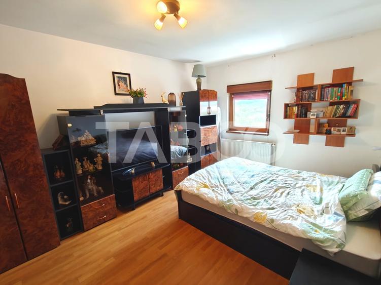 Apartament 2 camere cu balcon - complet mobilat si utilat - COMISION 0 - 7