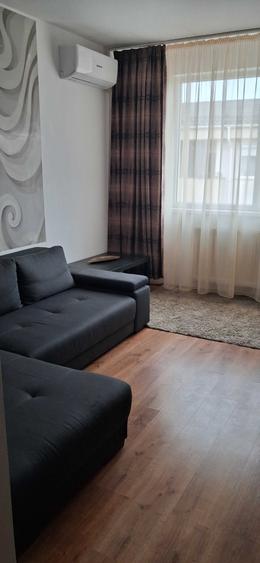 Garsonieră decomandată în Runcu