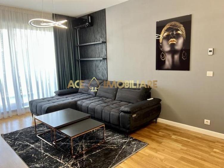 Apartament cu 2 camere semidecomandat în 1 Mai