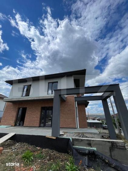 Casă cu 4 camere cu Teren 571 Mp în Central