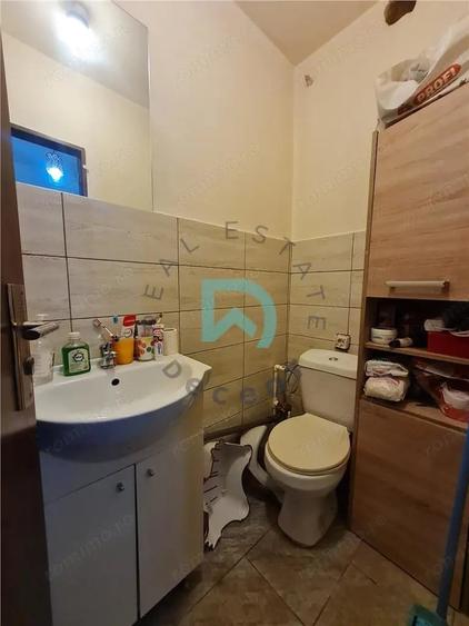 Apartament cu 3 camere decomandat în Craiter