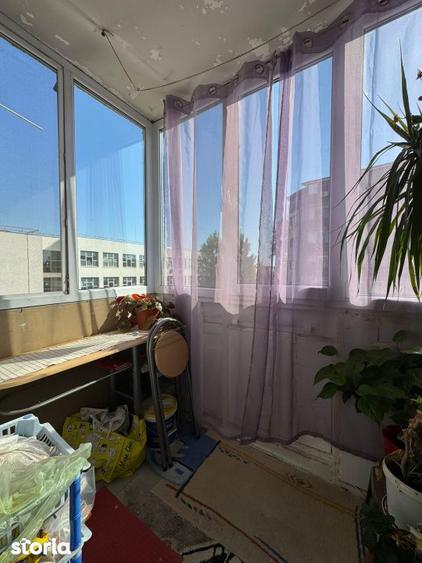 Apartament cu 3 camere decomandat în Rahova