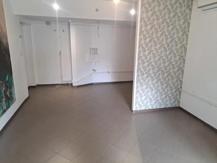 Spațiu comercial, de 34 mp, în Central